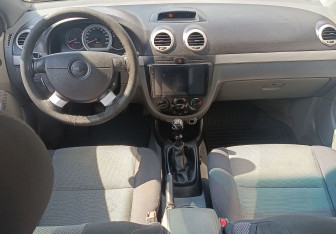 Подержанный автомобиль Chevrolet Lacetti Hatchback 2008 года (10 фото)