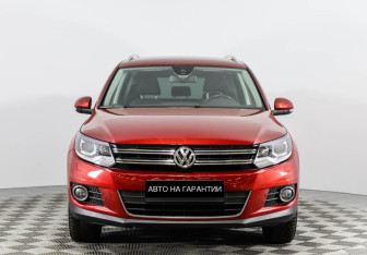 Подержанный автомобиль Volkswagen Tiguan 2013 года (2 фото)