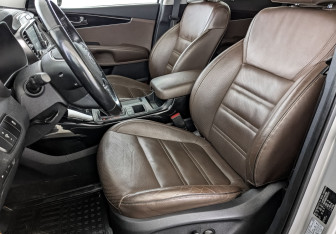 Подержанный автомобиль Kia Sorento 2018 года (20 фото)