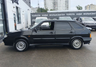 Подержанный автомобиль LADA (ВАЗ) 2114 2011 года (8 фото)