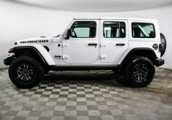 Новый Jeep Wrangler 2024 (8 фото)