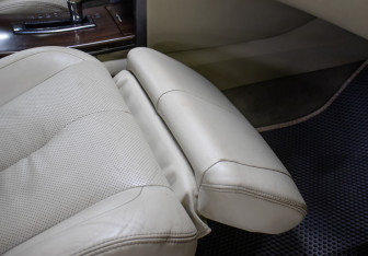 Подержанный автомобиль Nissan Teana 2012 года (10 фото)