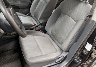 Подержанный автомобиль Nissan Almera Classic 2007 года (14 фото)