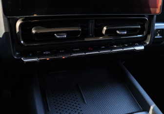 Подержанный автомобиль Haval H9 2024 года (21 фото)