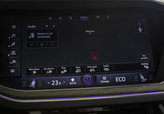 Подержанный автомобиль Volkswagen Touareg 2019 года (18 фото)