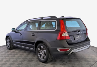 Подержанный автомобиль Volvo XC70 2011 года (7 фото)
