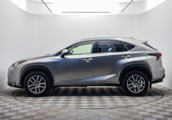 Подержанный автомобиль Lexus NX 2015 года (2 фото)