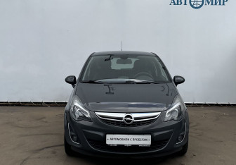 Подержанный автомобиль Opel Corsa 2013 года (2 фото)