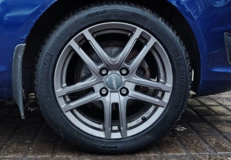 Подержанный автомобиль Ford Fiesta Hatchback 2017 года (15 фото)