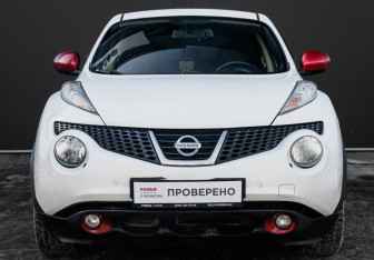 Подержанный автомобиль Nissan Juke 2012 года (2 фото)