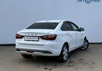 Подержанный автомобиль LADA (ВАЗ) Vesta Sedan 2023 года (5 фото)