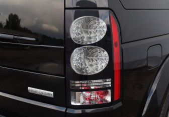 Подержанный автомобиль Land Rover Discovery 2014 года (25 фото)