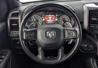 Подержанный автомобиль Dodge Durango 2022 года (22 фото)
