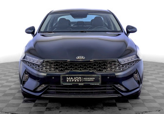 Подержанный автомобиль Kia K5 2021 года (2 фото)