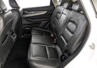 Подержанный автомобиль Exeed LX 2022 года (16 фото)