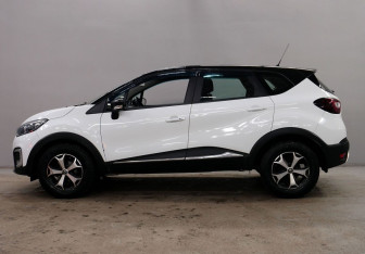 Подержанный автомобиль Renault Kaptur 2017 года (4 фото)