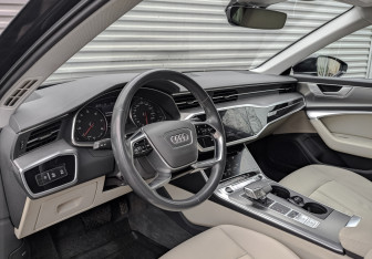 Подержанный автомобиль Audi A6 Sedan 2021 года (16 фото)