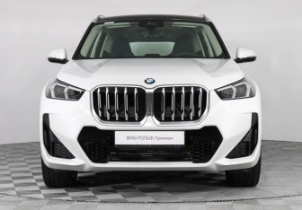 Новый BMW X1 2025 (2 фото)