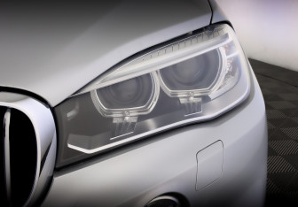 Подержанный автомобиль BMW X5 2015 года (17 фото)