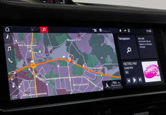 Подержанный автомобиль Porsche Cayenne 2018 года (20 фото)