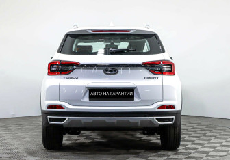 Подержанный автомобиль Chery Tiggo 4 2022 года (6 фото)