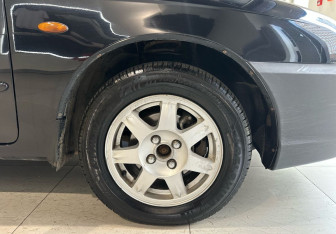 Подержанный автомобиль Kia Spectra Sedan 2008 года (18 фото)