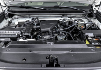 Подержанный автомобиль Toyota Land Cruiser Prado 2021 года (18 фото)