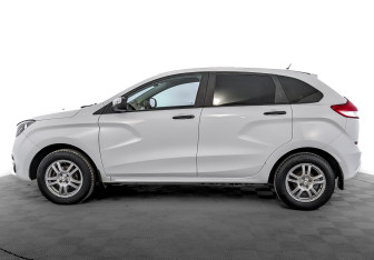 Подержанный автомобиль LADA (ВАЗ) XRAY 2021 года (8 фото)