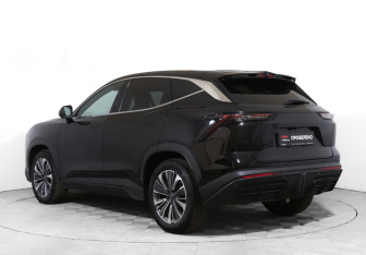 Подержанный автомобиль Jetour Dashing 2023 года (7 фото)
