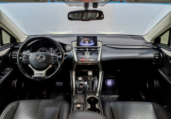 Подержанный автомобиль Lexus NX 2016 года (14 фото)