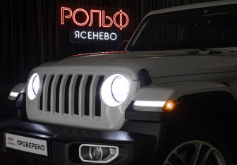 Подержанный автомобиль Jeep Wrangler 2020 года (26 фото)