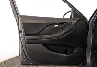 Подержанный автомобиль Hyundai Creta 2022 года (19 фото)