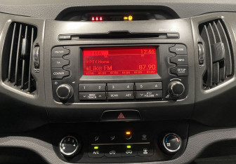 Подержанный автомобиль Kia Sportage 2013 года (13 фото)