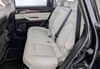 Подержанный автомобиль Exeed VX 2022 года (12 фото)