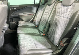 Подержанный автомобиль Opel Zafira Compactvan 2013 года (10 фото)