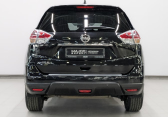 Подержанный автомобиль Nissan X-Trail 2018 года (6 фото)