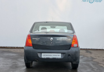 Подержанный автомобиль Renault Logan Sedan 2006 года (6 фото)