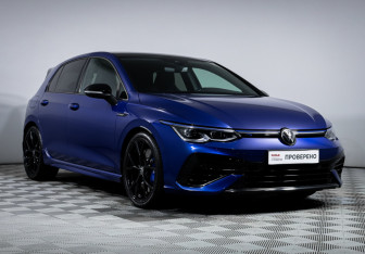 Подержанный автомобиль Volkswagen Golf R Hatchback 2023 года (3 фото)