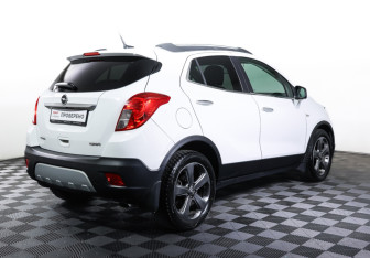 Подержанный автомобиль Opel Mokka 2014 года (5 фото)