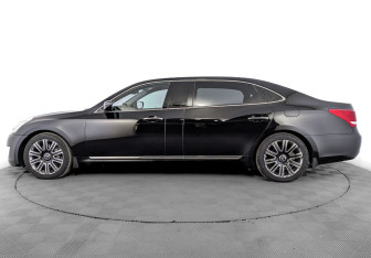 Подержанный автомобиль Hyundai Equus 2015 года (8 фото)