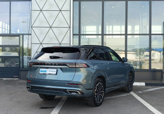 Подержанный автомобиль Jaecoo J8 2024 года (5 фото)