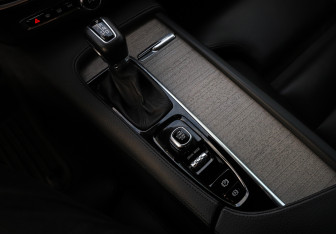 Подержанный автомобиль Volvo S90 2021 года (26 фото)