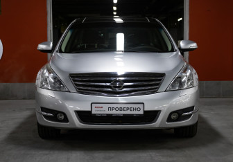Подержанный автомобиль Nissan Teana 2008 года (2 фото)