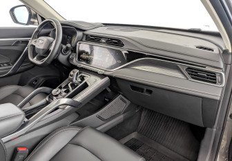 Подержанный автомобиль Geely Atlas Pro 2022 года (11 фото)