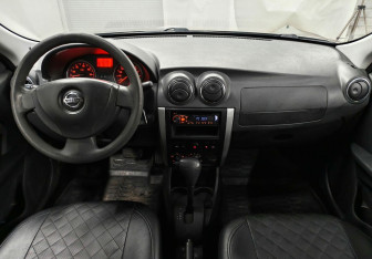 Подержанный автомобиль Nissan Almera Sedan 2016 года (11 фото)