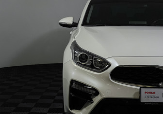 Подержанный автомобиль Kia Cerato Sedan 2020 года (17 фото)