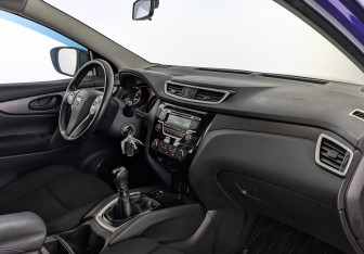 Подержанный автомобиль Nissan Qashqai 2018 года (13 фото)
