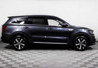 Подержанный автомобиль Kia Sorento 2020 года (4 фото)