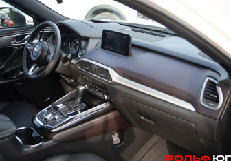 Подержанный автомобиль Mazda CX-9 2019 года (7 фото)