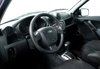 Подержанный автомобиль LADA (ВАЗ) Granta Sedan 2013 года (9 фото)